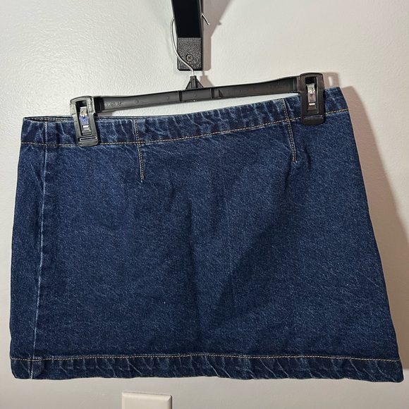 Cotton On Indigo Denim Mini Skirt - Picture 2 of 3